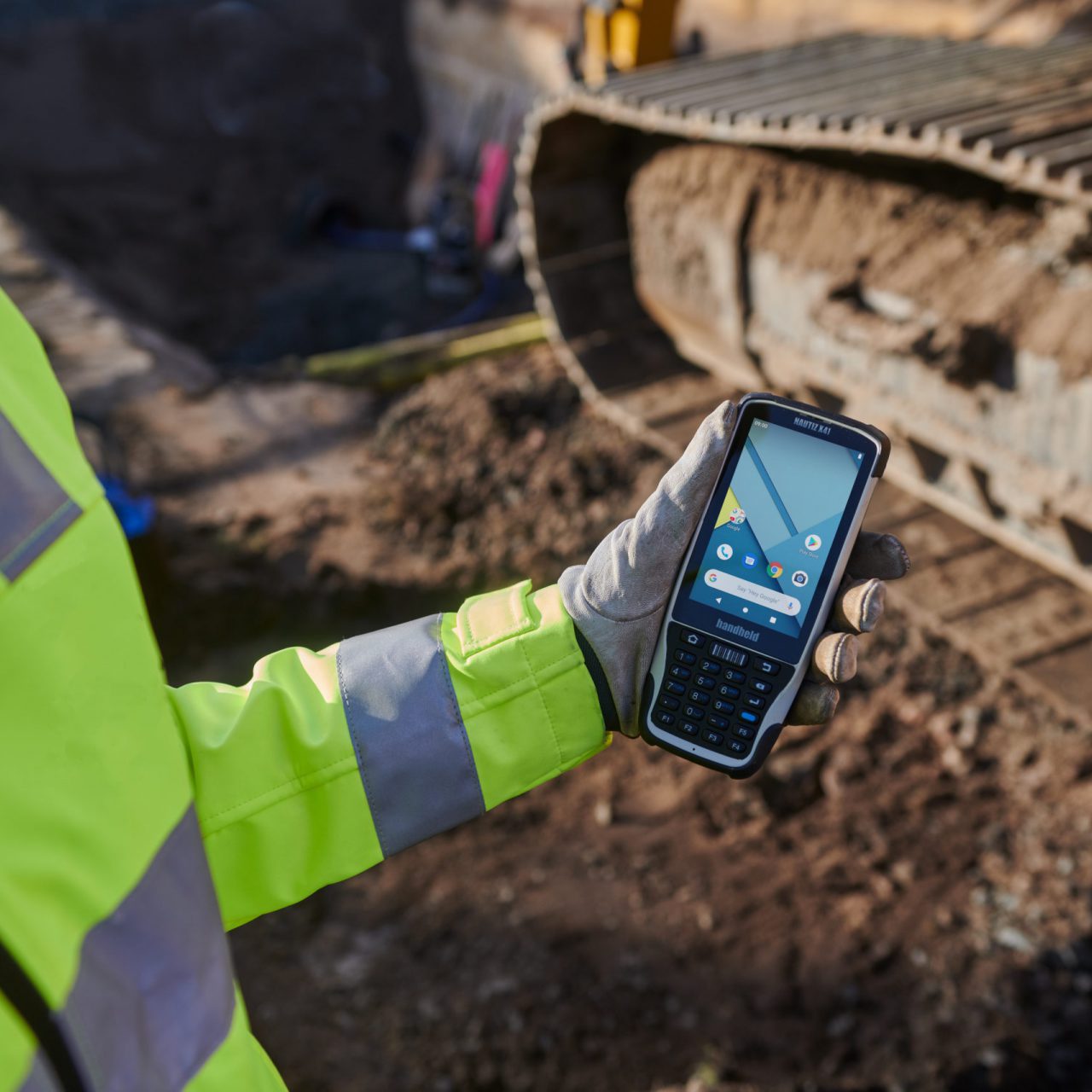 Nautiz-X41-slim-android-rugged-Pda-keypad-scaled